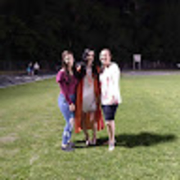 Meet your Posher, Carrie - Picture 1 of 1